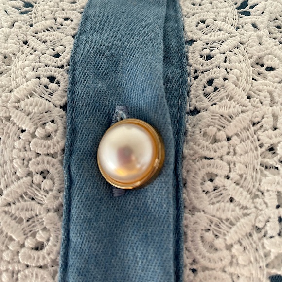 Button front lace trim top - Picture 5 of 8